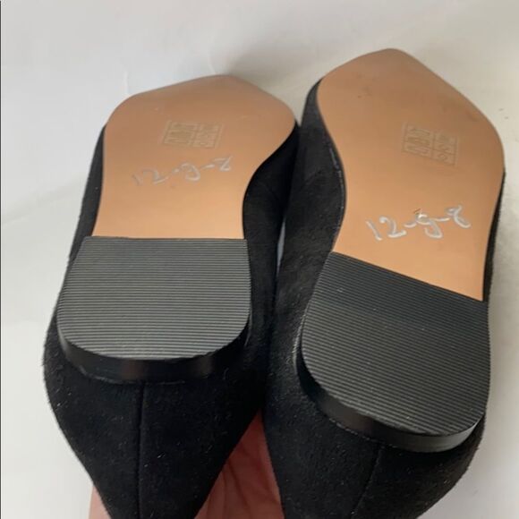 NWOB Asos Pointed Toe Black Suede Donut Flats Sz 4 - Picture 7 of 8